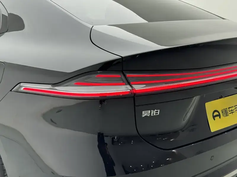 2026 GAC Hyper A8 с пробегом 800 км