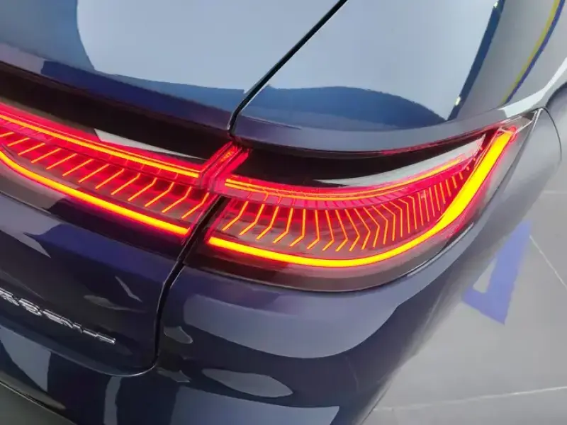 2025 Geely Galaxy Xingyao 8 с пробегом 14 000 км