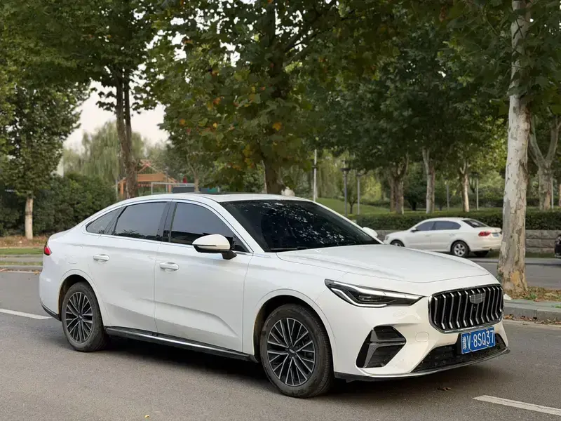 2026 Geely Classic Emgrand с пробегом 13 000 км