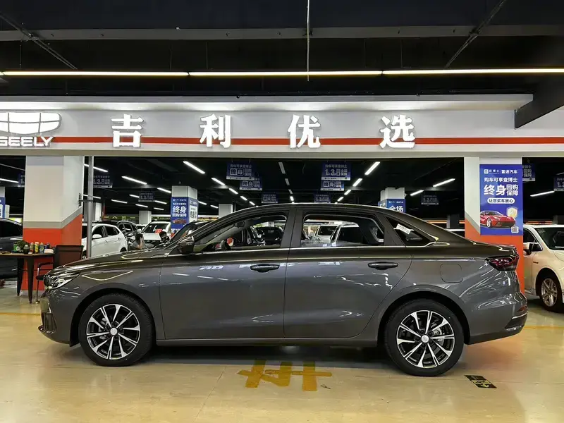 2026 Geely Classic Emgrand с пробегом 100 км