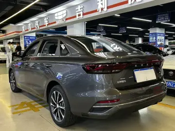 2026 Geely Classic Emgrand с пробегом 100 км