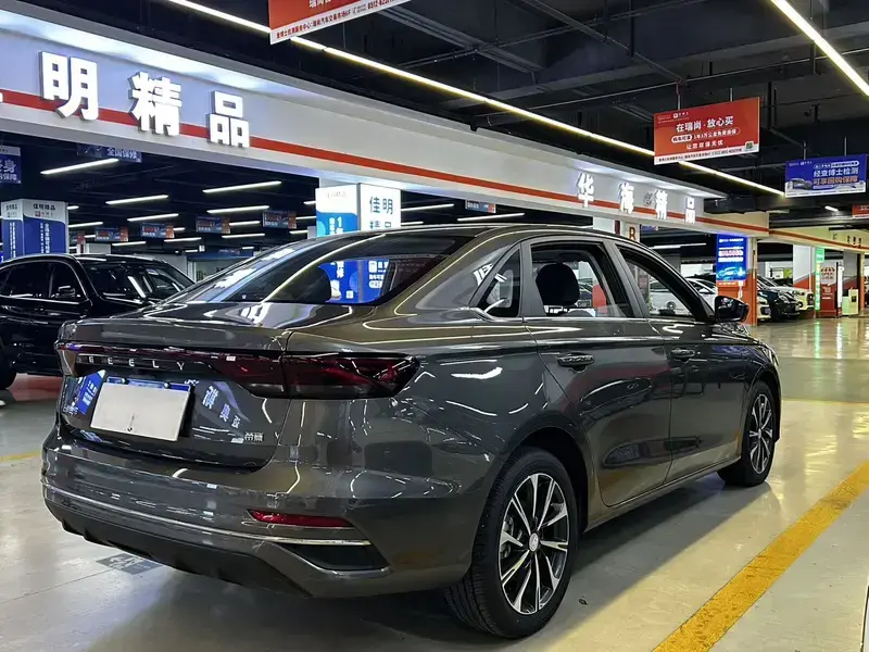 2026 Geely Classic Emgrand с пробегом 100 км