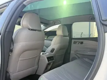 2025 Geely Galaxy Xingyao 8 с пробегом 18 000 км