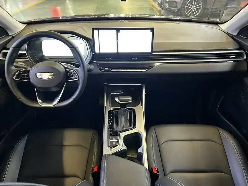 2026 Geely Classic Emgrand с пробегом 100 км