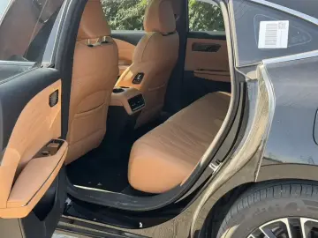 2025 Geely Galaxy Xingyao 8 с пробегом 13 000 км