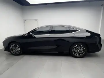 2025 Geely Galaxy Xingyao 8 с пробегом 19 400 км
