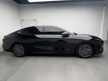 2025 Geely Galaxy Xingyao 8 с пробегом 19 400 км
