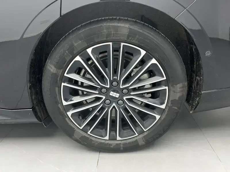 2025 Geely Galaxy Xingyao 8 с пробегом 19 400 км