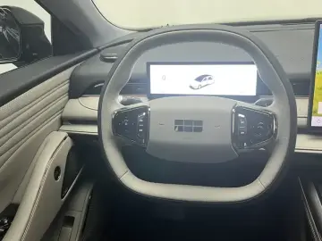 2025 Geely Galaxy Xingyao 8 с пробегом 19 400 км
