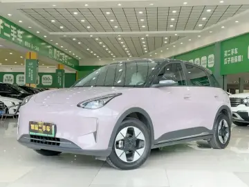 2025 Geely Starry Wish с пробегом 4 000 км