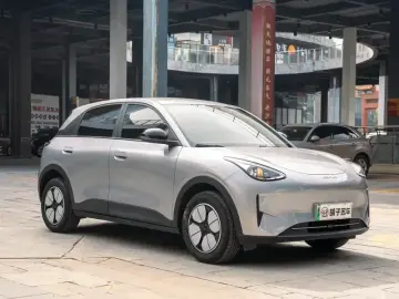 2025 Geely Starry Wish с пробегом 9 000 км