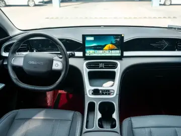 2025 Geely Starry Wish с пробегом 9 000 км