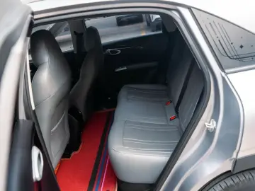 2025 Geely Starry Wish с пробегом 9 000 км