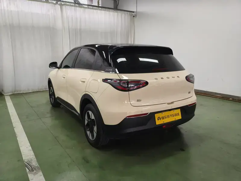 2025 Geely Starry Wish с пробегом 33 300 км