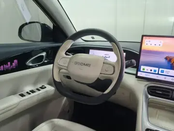 2025 Geely Starry Wish с пробегом 33 300 км