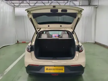 2025 Geely Starry Wish с пробегом 33 300 км