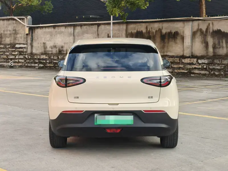 2025 Geely Starry Wish с пробегом 35 000 км
