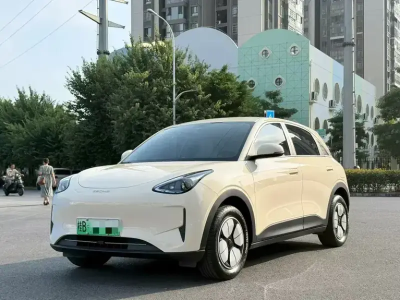 2025 Geely Starry Wish с пробегом 14 800 км