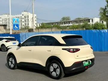 2025 Geely Starry Wish с пробегом 14 800 км
