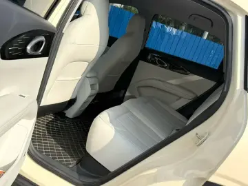 2025 Geely Starry Wish с пробегом 14 800 км