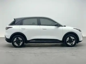 2025 Geely Starry Wish с пробегом 26 700 км