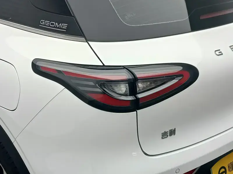 2025 Geely Starry Wish с пробегом 26 700 км