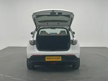 2025 Geely Starry Wish с пробегом 26 700 км