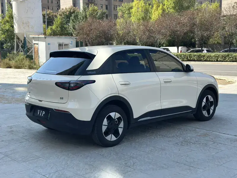 2025 Geely Starry Wish с пробегом 48 000 км