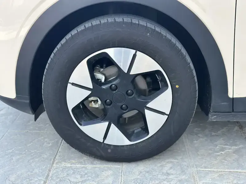 2025 Geely Starry Wish с пробегом 48 000 км