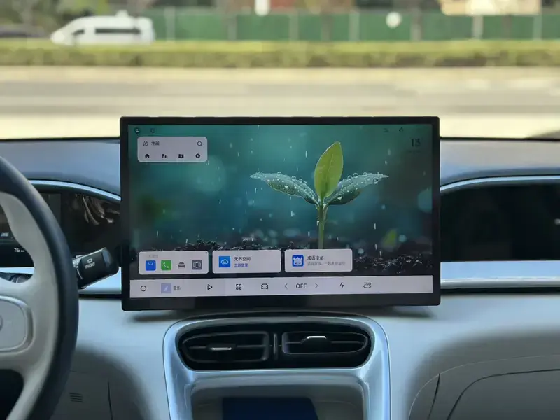 2025 Geely Starry Wish с пробегом 48 000 км