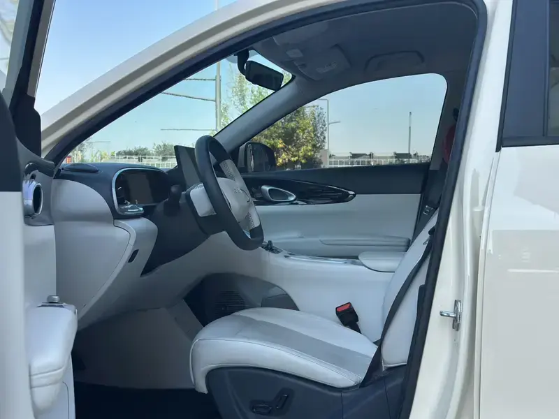 2025 Geely Starry Wish с пробегом 48 000 км