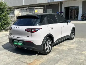 2026 Geely Starry Wish с пробегом 5 000 км