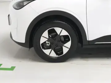 2026 Geely Starry Wish с пробегом 8 600 км