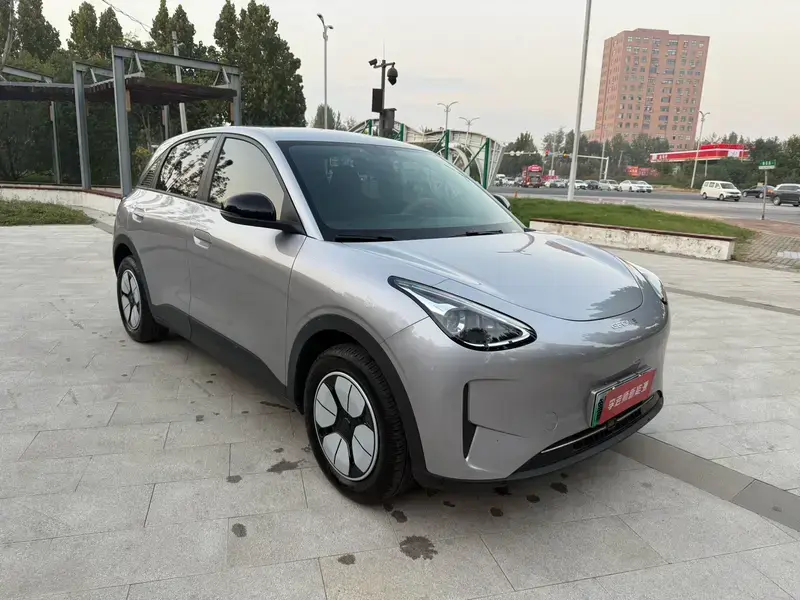 2025 Geely Starry Wish с пробегом 16 000 км