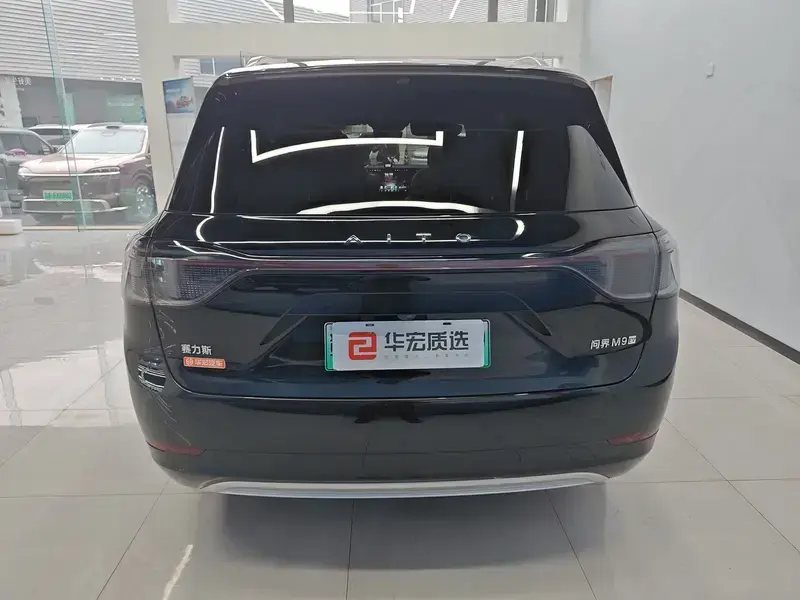 2024 Aito AITO M9 с пробегом 34 600 км