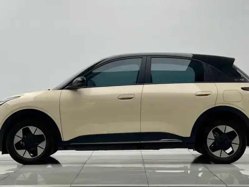 2025 Geely Starry Wish с пробегом 28 900 км