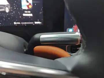 2024 Aito AITO M9 с пробегом 34 600 км