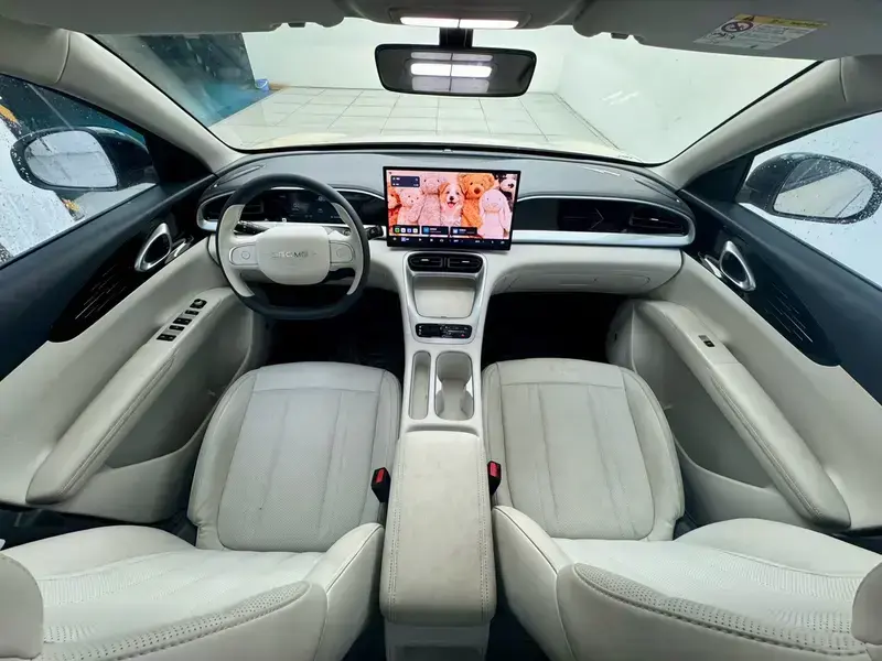 2025 Geely Starry Wish с пробегом 28 900 км