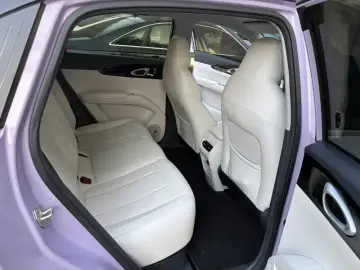 2026 Geely Starry Wish с пробегом 21 000 км