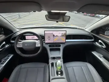 2026 Geely Starry Wish с пробегом 9 000 км