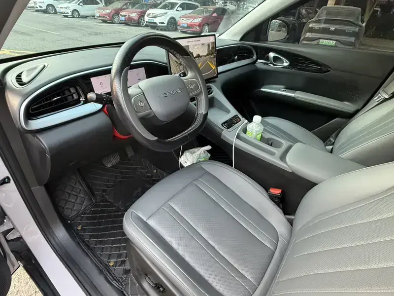 2026 Geely Starry Wish с пробегом 9 000 км