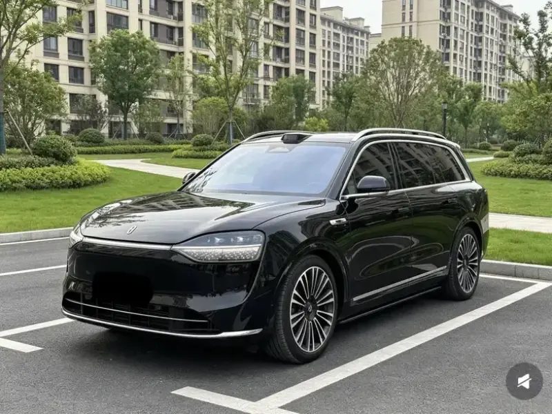 2024 Aito AITO M9 с пробегом 87 100 км