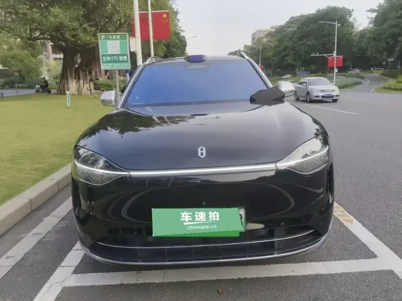 2024 Aito AITO M9 с пробегом 87 100 км