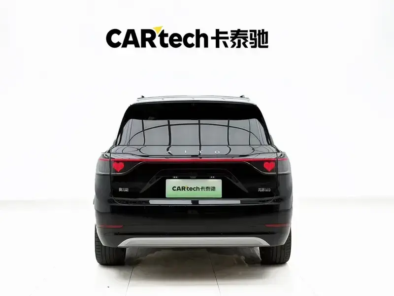 2024 Aito AITO M9 с пробегом 39 000 км