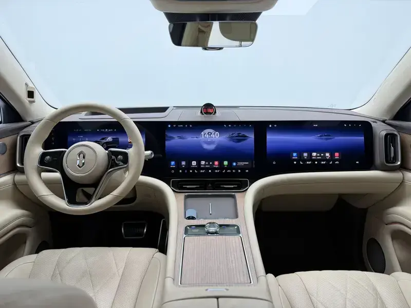 2024 Aito AITO M9 с пробегом 39 000 км