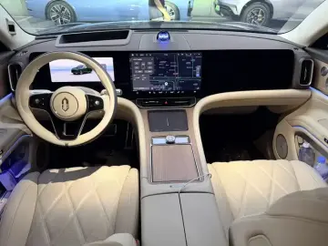 2025 Aito AITO M9 с пробегом 24 000 км
