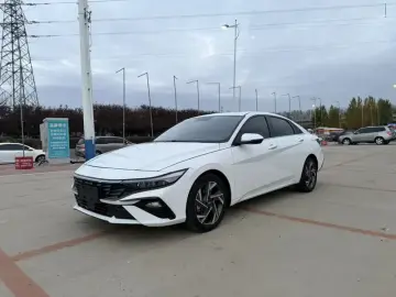 Hyundai Elantra Plug-in Hybrid