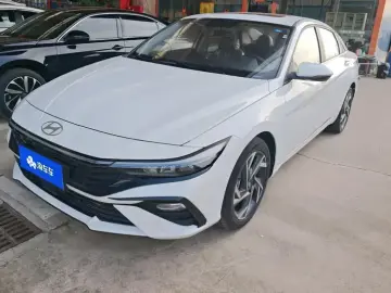 Hyundai Elantra Plug-in Hybrid