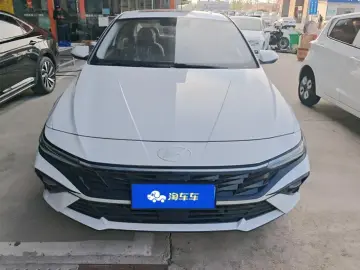 2023 Hyundai Elantra Plug-in Hybrid с пробегом 100 км
