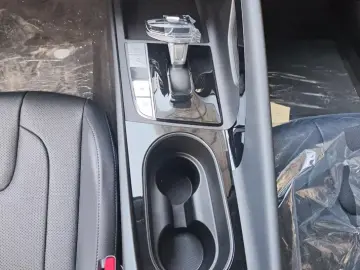 2023 Hyundai Elantra Plug-in Hybrid с пробегом 100 км